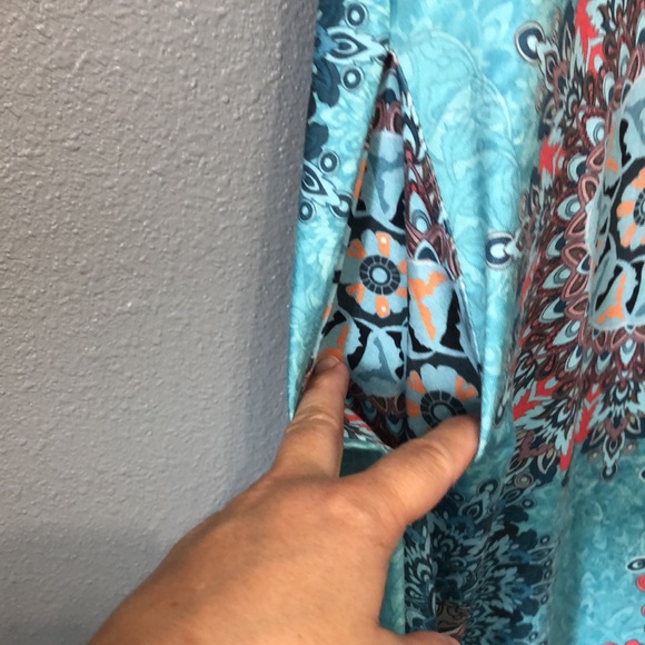 Zesica dress Women's M Medium sleeveless abstract medallion knit scoop neck EUC - Picture 2 of 10